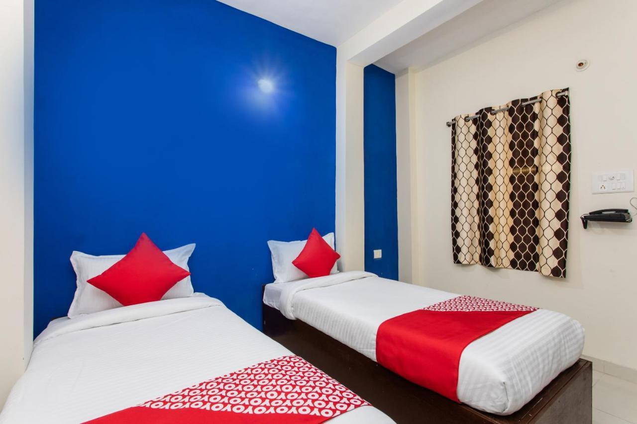 Oyo 27862 Hotel Brooklyn Indore Exterior photo