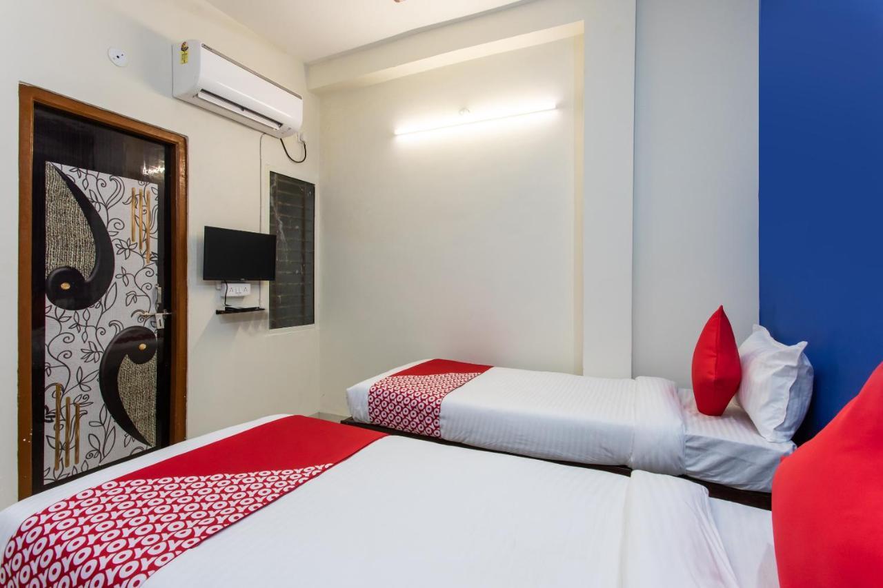 Oyo 27862 Hotel Brooklyn Indore Exterior photo