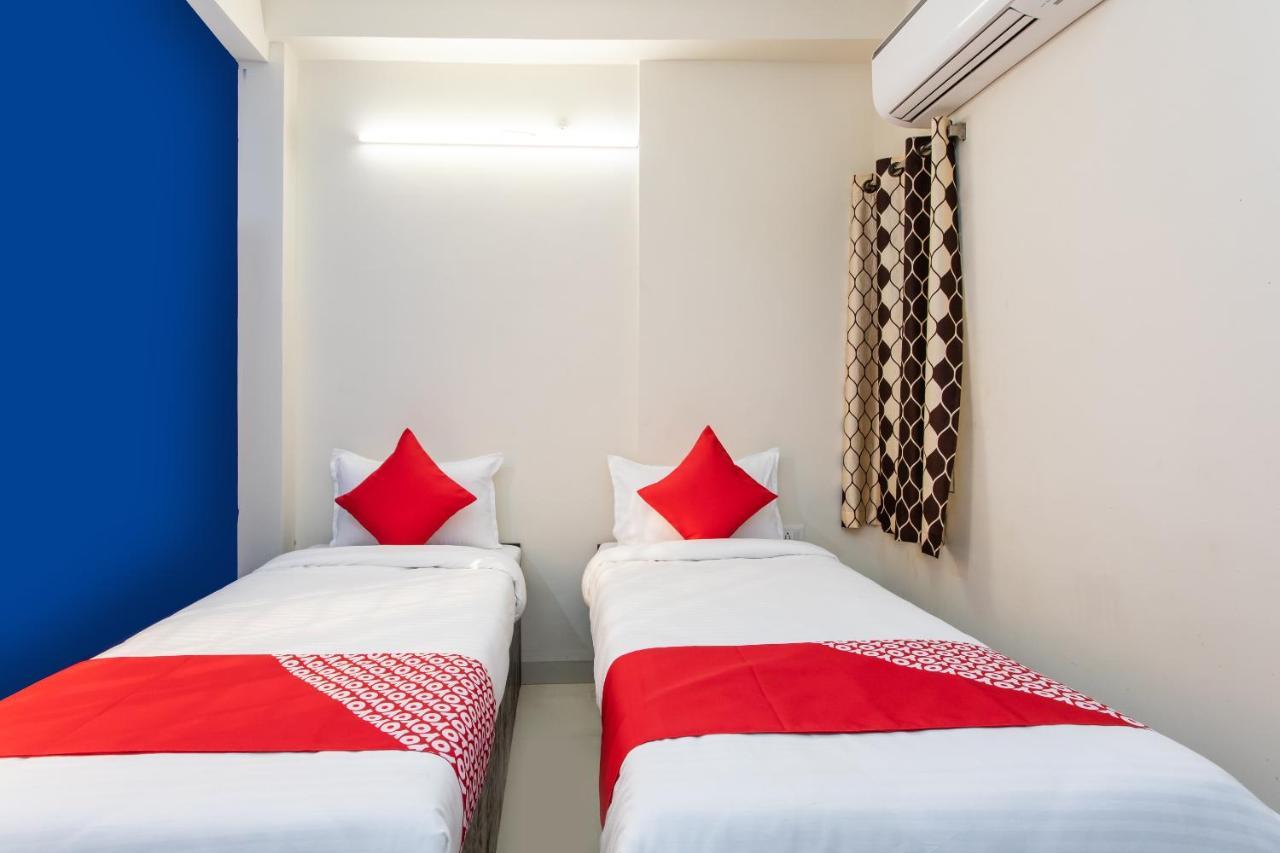 Oyo 27862 Hotel Brooklyn Indore Exterior photo